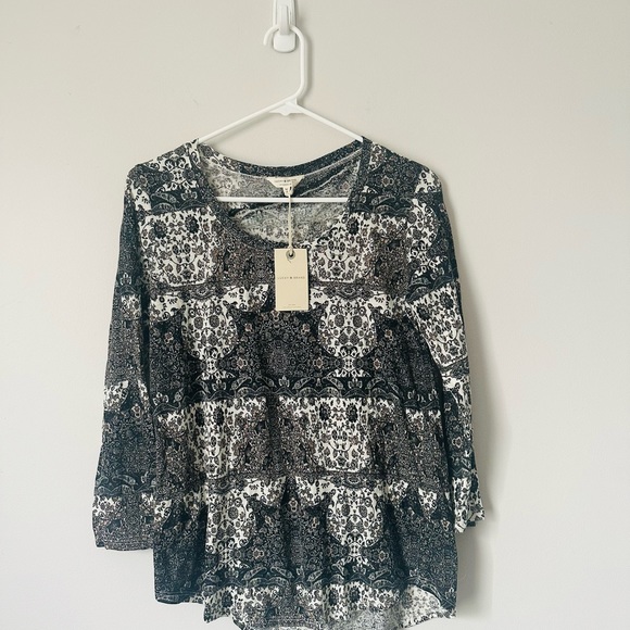 Lucky Brand Tops - 🆕🍍3/$25 Item Lucky Brand Top